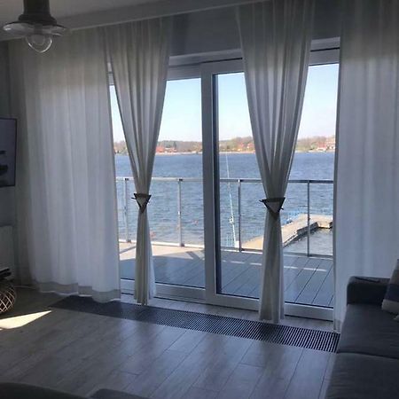 Apartament Z Widokiem Na Jezioro Lejlighed Rydzewo Eksteriør billede
