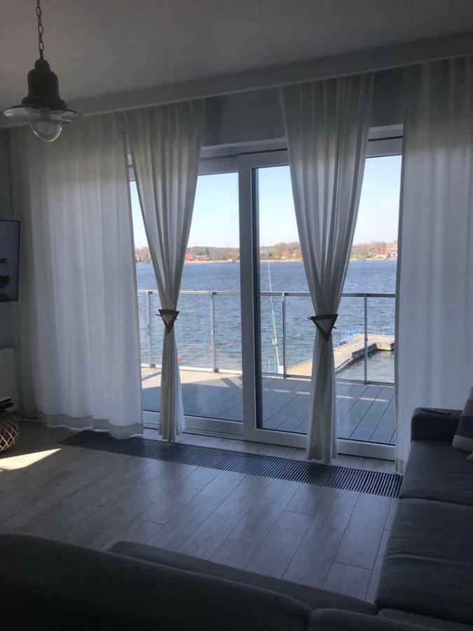 Apartament Z Widokiem Na Jezioro Lejlighed Rydzewo Eksteriør billede